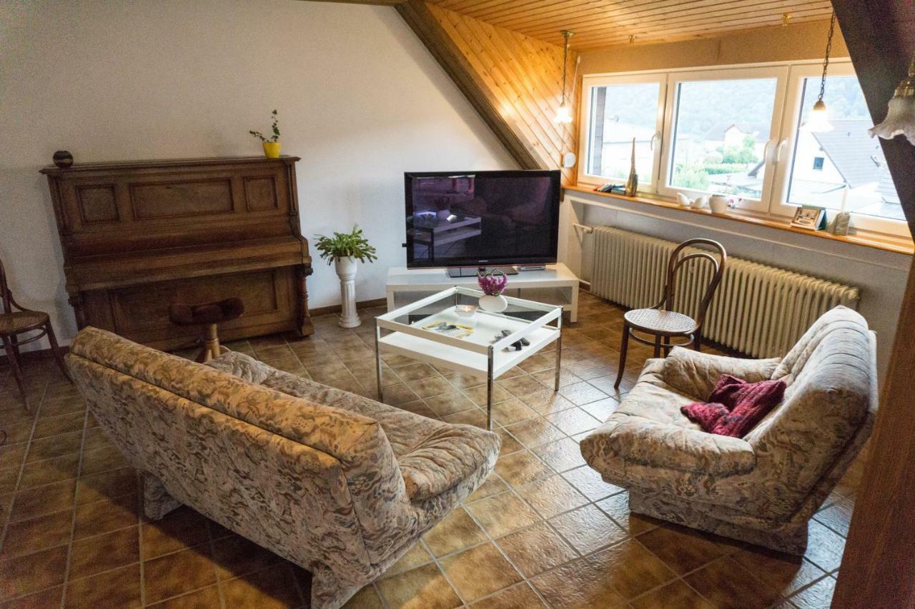 Moderne 70 Qm Wohnung Mit Grosser Dachterrasse Kinheim Eksteriør billede