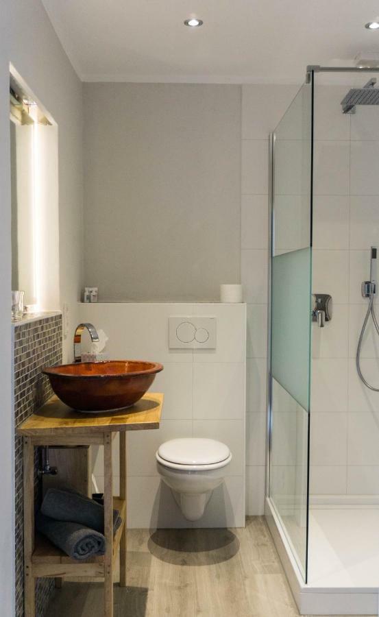 Moderne 70 Qm Wohnung Mit Grosser Dachterrasse Kinheim Eksteriør billede